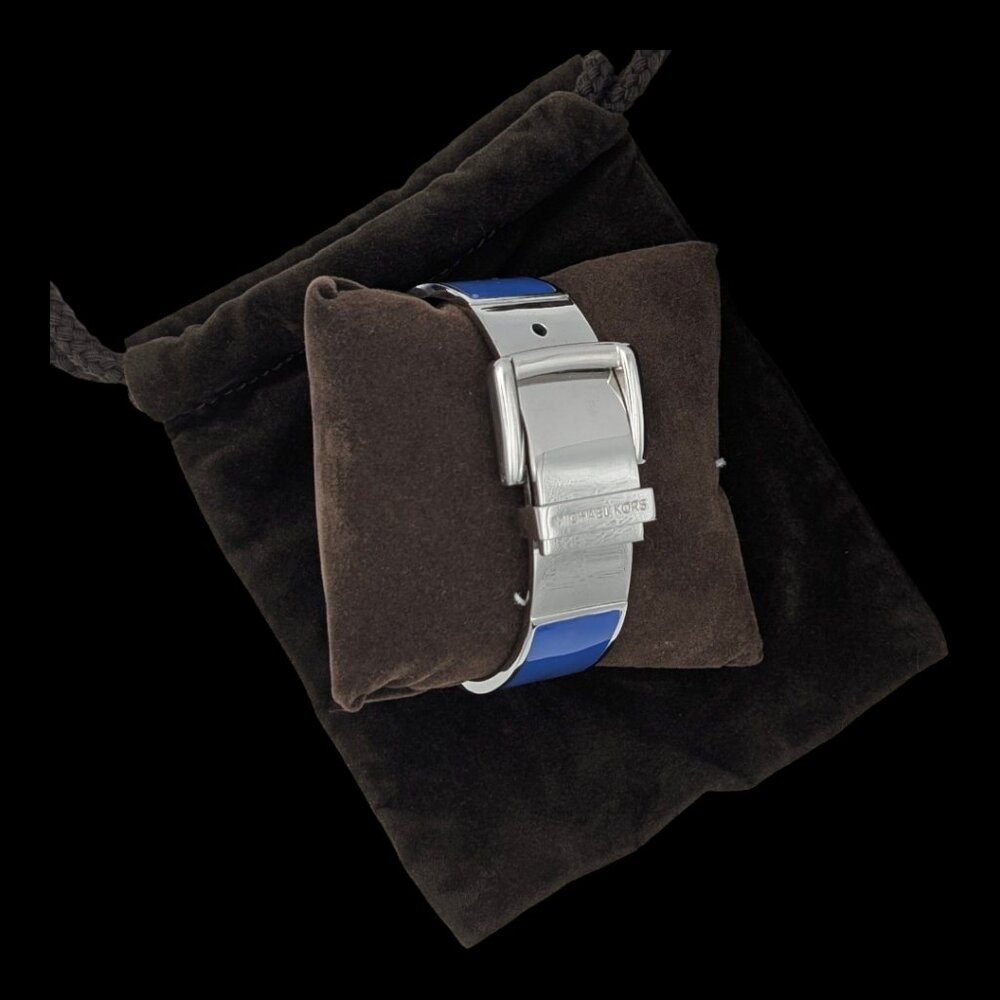 Michael Kors Epoxy Buckle Bangle Blue/Silver MKJ2875